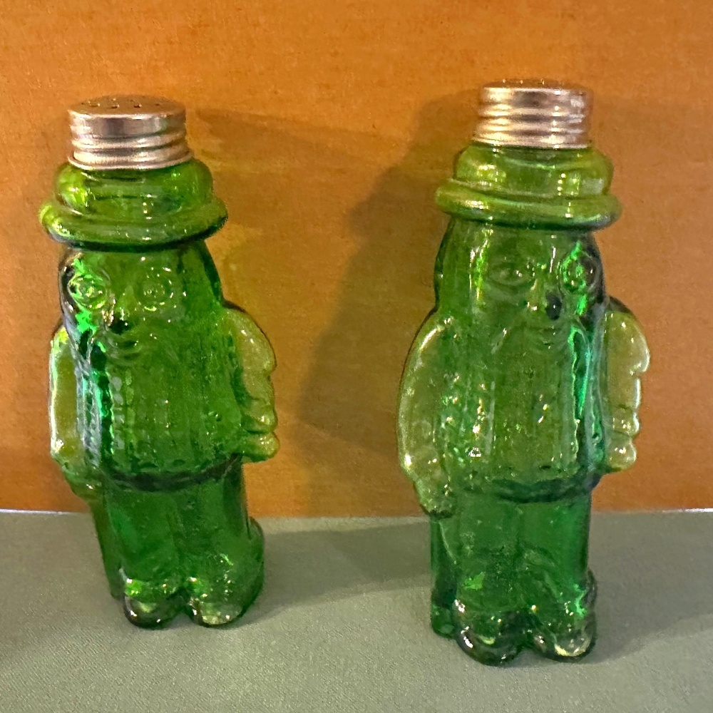 Vintage Planters Mr. Peanut Green Glass S/P Shakers